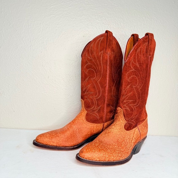 Dingo cowboy boots tan textured vamp suede shaft